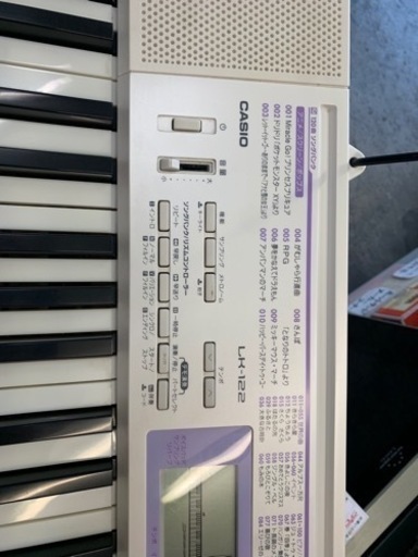 カシオ 電子ピアノ キーボード 61鍵盤 光ナビゲーション LK-122 ホワイト 白 