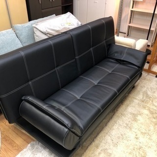 【リサイクルサービス八光　田上店　配達・設置OK】モダン 3人掛け ソファーベッド 合皮製 ブラック