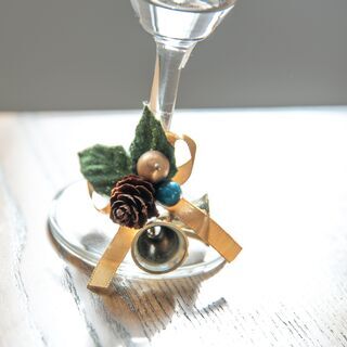 【クリスマスオーナメント】サンドアートのワイングラスオーナメント ¥500　クリスマス飾り、クリスマスグッズ、クリスマス雑貨、クリスマス小物の画像