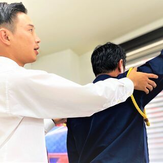涼しいうちが稼ぎ時🍂🌾【交通誘導警備・駐車場警備👮】東区の画像