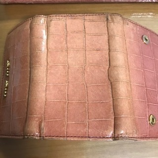 MIU MIU お財布とキーケースのセットの画像