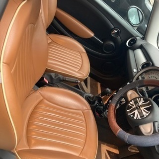 【美車】MINIクーパー クラブマン ブラウンカラー チョコの画像