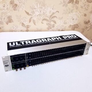 BEHRINGER ベリンガー BEHRINGER ULTRAG...