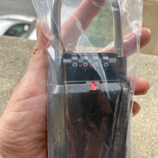 【新品　未使用】ダイヤル式 鍵収納ボックス 南京錠