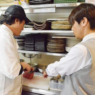 セントラルキッチンでの仕込み及び総菜スタッフ募集の画像