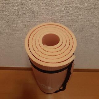 今週中！ヨガマットの画像