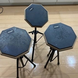 練習用ドラムパッド3個　差し上げます