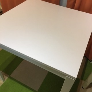 【募集停止】IKEAのテーブル MELLTORP メルトルプ