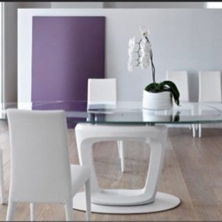 ダイニングテーブル　ガラスの画像