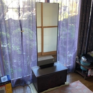 鎌倉彫鏡台