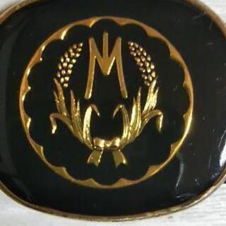 値下げしました❗️金のベルトバックルの画像