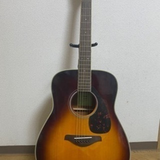 【売り切りセール中】YAMAHA アコースティックギター　fg820