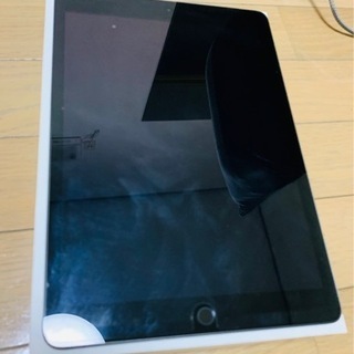 iPad 10.2インチ　第8世代　32GB フィルム&ケース付き