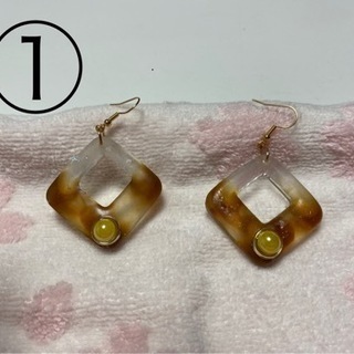 レジン　ハンドメイドピアス