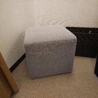 急ぎ！     中古スツール   1点