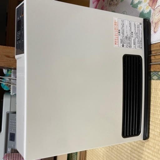 リンナイガスストーブ表面凄く綺麗です