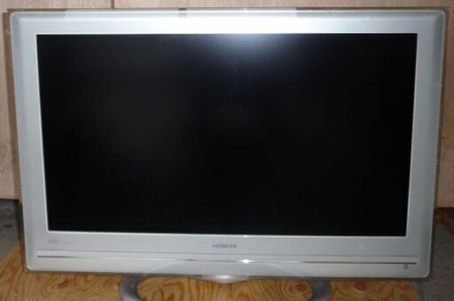 HITACHI 液晶　テレビ　３２インチ