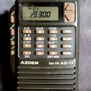 AZDEN  10mFM AZ-11 ハンディー機はいかが？の画像