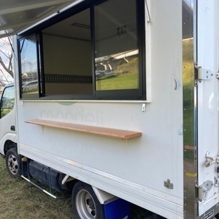 業界最安値！　エアコン付キッチンカー！？の画像