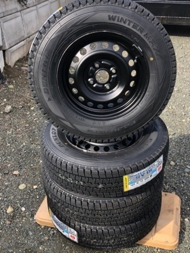 新品スタッドレス