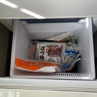 冷蔵庫の画像