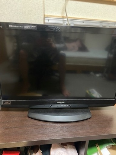 シャープ　液晶テレビ32インチ