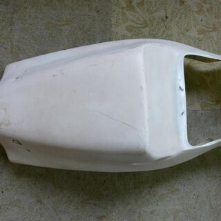 NSR250R　FRPシートカウル　ジャンクの画像