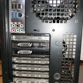 パソコンケース（CPU・グラボ・電源・OS付）の画像