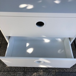 #5834 イケア BUSUNGE ブースンゲ タンスの画像