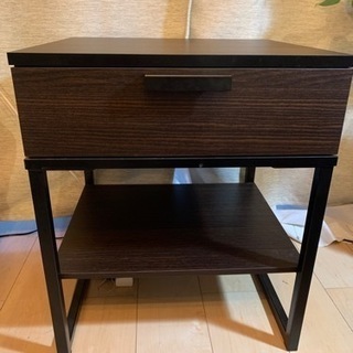 IKEA サイドテーブル トリスィルの画像