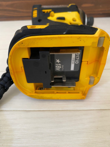 中古 マキタ　TD171 18V 充電式 インパクトドライバ