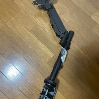 モニターアーム