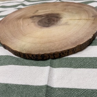 salut!  サリュ 大人気商品  mdf 切り株プレートの画像