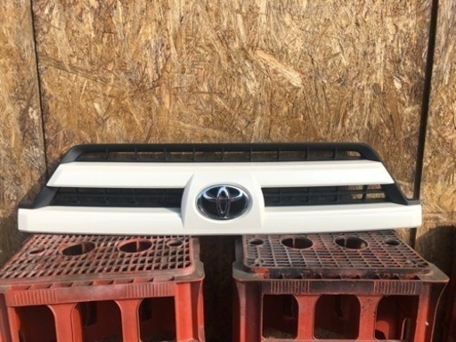 ハイラックスサーフ　215 前期　フロントグリル