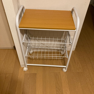 キャスター付　棚　収納