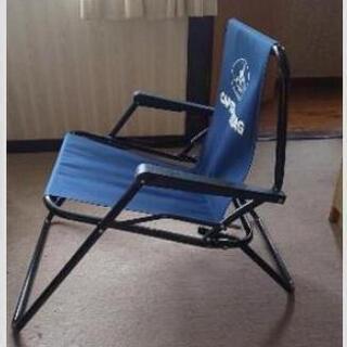 🉐人気の折り畳みアウトドアチェア！の画像
