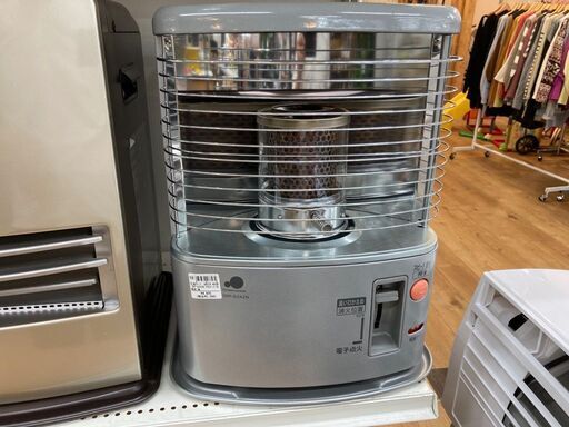 グリーンウッド 石油ストーブ 2010年製 GKP-S242N
