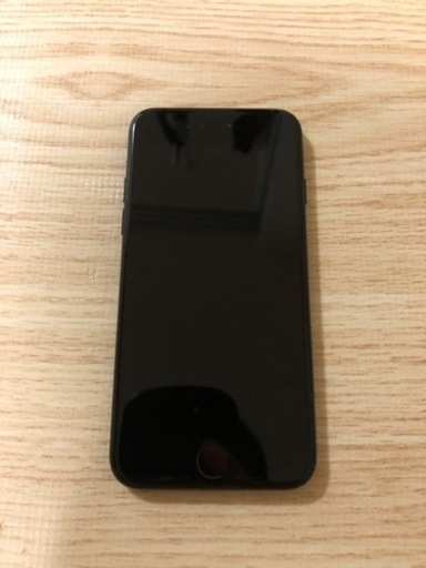 SIMフリー　iPhone7 ブラック　黒　32GB 白ロム　判定○