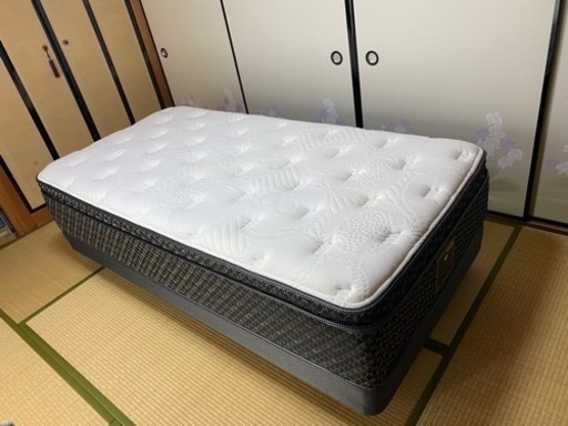 美品　シーリー　デラックス　マットレス　シングル　ベット　ベッド　Sealy DELUXE
