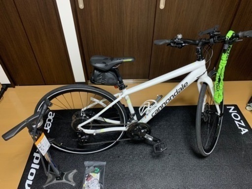 【美品】クロスバイク_キャノンデールQuick Disk4