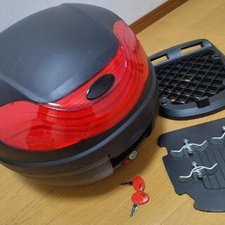 お取引決まりました。汎用オートバイREAR BOX 32L