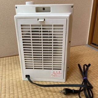 中古　足元温風ヒーター　YUASAの画像
