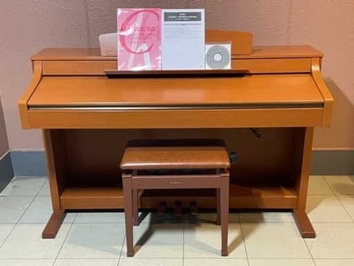 【購入者様決定！】【極極美品】【お届け無料有り】★電子ピアノ★YAMAHA CLP-330C【即日配送可】