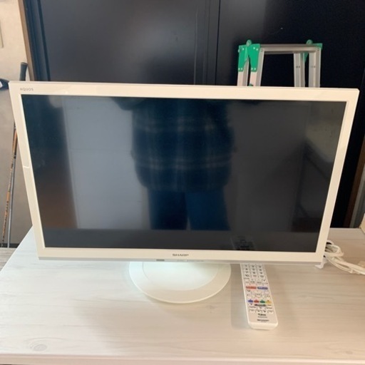 SHARP 液晶カラーテレビ 24V 18年製