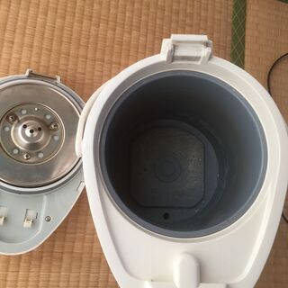 ZOJIRUSHI　電気ポットの画像
