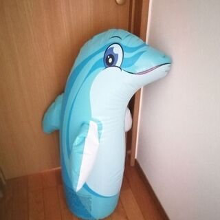 サンドバッグ　イルカ　子供用　おもちゃ