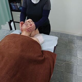  【最低保障給あり】自由シフト1日4時間週1日～OK!【整体師/セラピスト募集】の画像