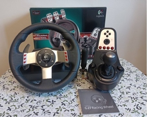 Logitecロジテック　G27 LPRC-13500 ハンコン☆ps4用アダプタ付！