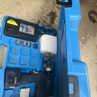 IZUMI 電式油圧圧着工具 REC-150F