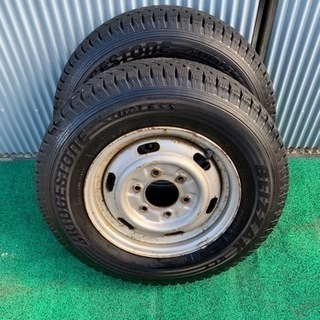 195／80R 15スタッドレスタイヤ、ホイール2本セット